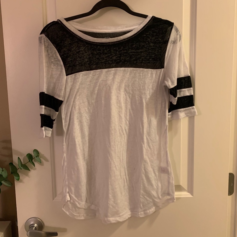 Women’s white/black sheer tee